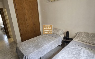 Sunny apartment in the center of Albir