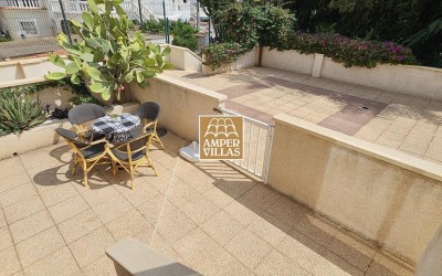 Sunny apartment in the center of Albir