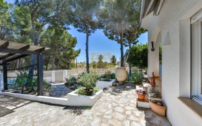 A beautiful and cosy one-level villa.