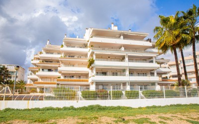 Exclusive seafront apartment in Cap Negret, Altea