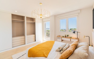 Modern 4-Bedroom Townhouse with Panoramic Sea &
Benidorm Views in La Nucía