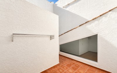 Luxury triplex facing the sea in La Olla, Altea
