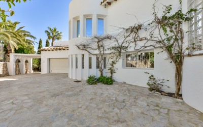 Villa for rent with spectacular sea views in Altea