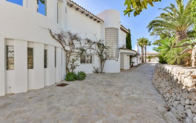 Villa for rent with spectacular sea views in Altea