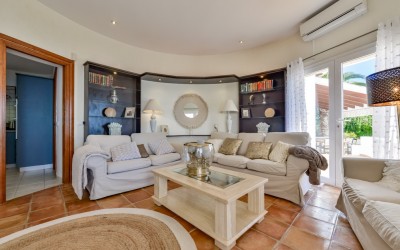 Villa for rent with spectacular sea views in Altea