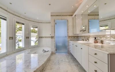 Villa for rent with spectacular sea views in Altea