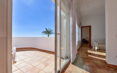 Villa for rent with spectacular sea views in Altea