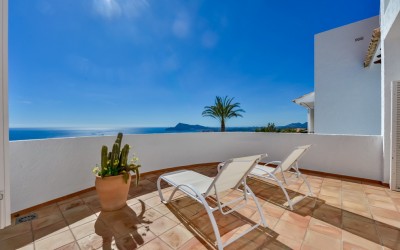 Villa for rent with spectacular sea views in Altea
