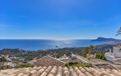 Villa for rent with spectacular sea views in Altea