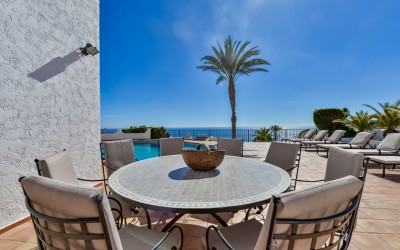 Villa for rent with spectacular sea views in Altea