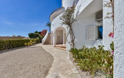 Villa for rent with spectacular sea views in Altea