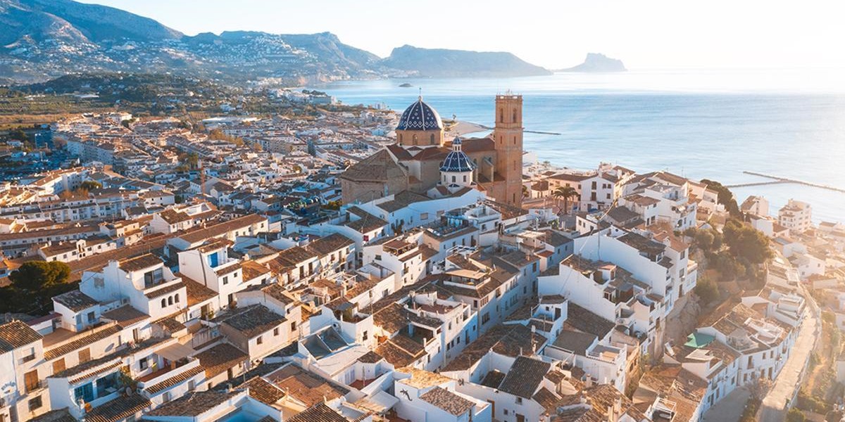 Ampervillas Real Estate